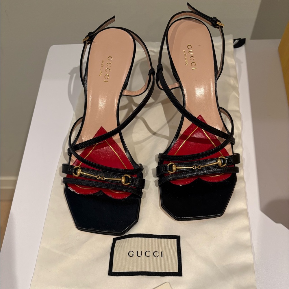 Gucci Women's Black and Red Strappy Heels